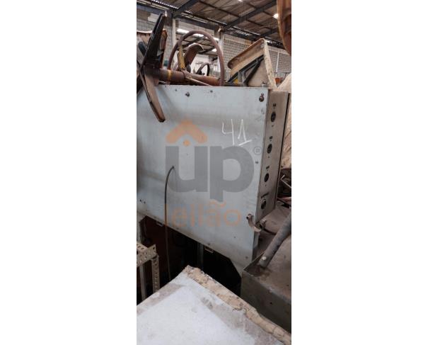 Foto de PARQUE INDUSTRIAL | INJETORAS, PRENSAS, FRESADORAS, FURADEIRAS, COMPRESSORES E DIVERSOS EQUIPAMENTOS