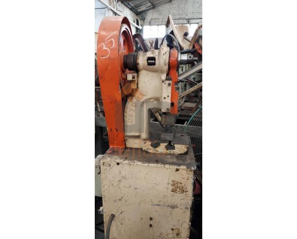 Foto de PARQUE INDUSTRIAL | INJETORAS, PRENSAS, FRESADORAS, FURADEIRAS, COMPRESSORES E DIVERSOS EQUIPAMENTOS